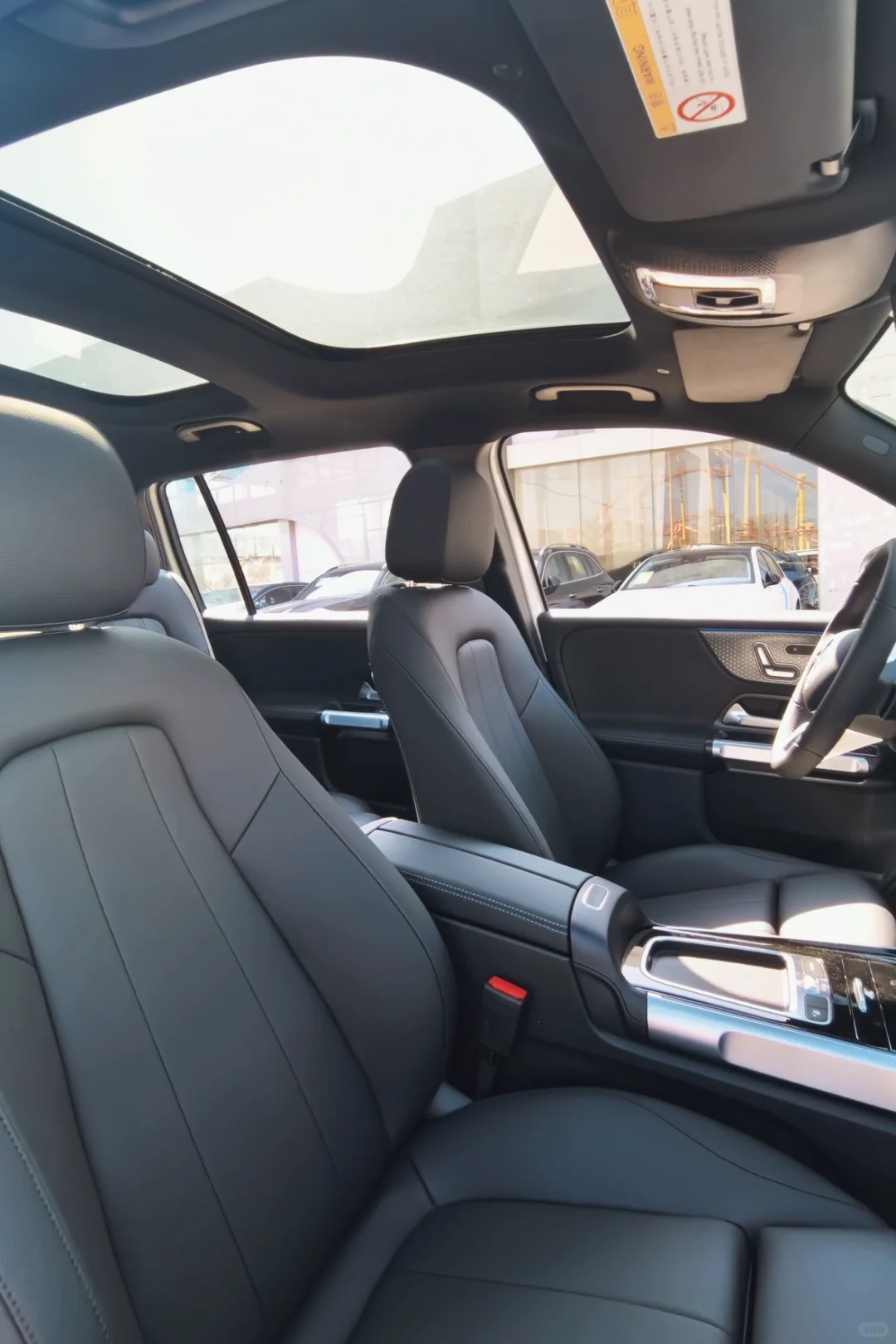 20多万买七座豪华SUV，到底值不值？