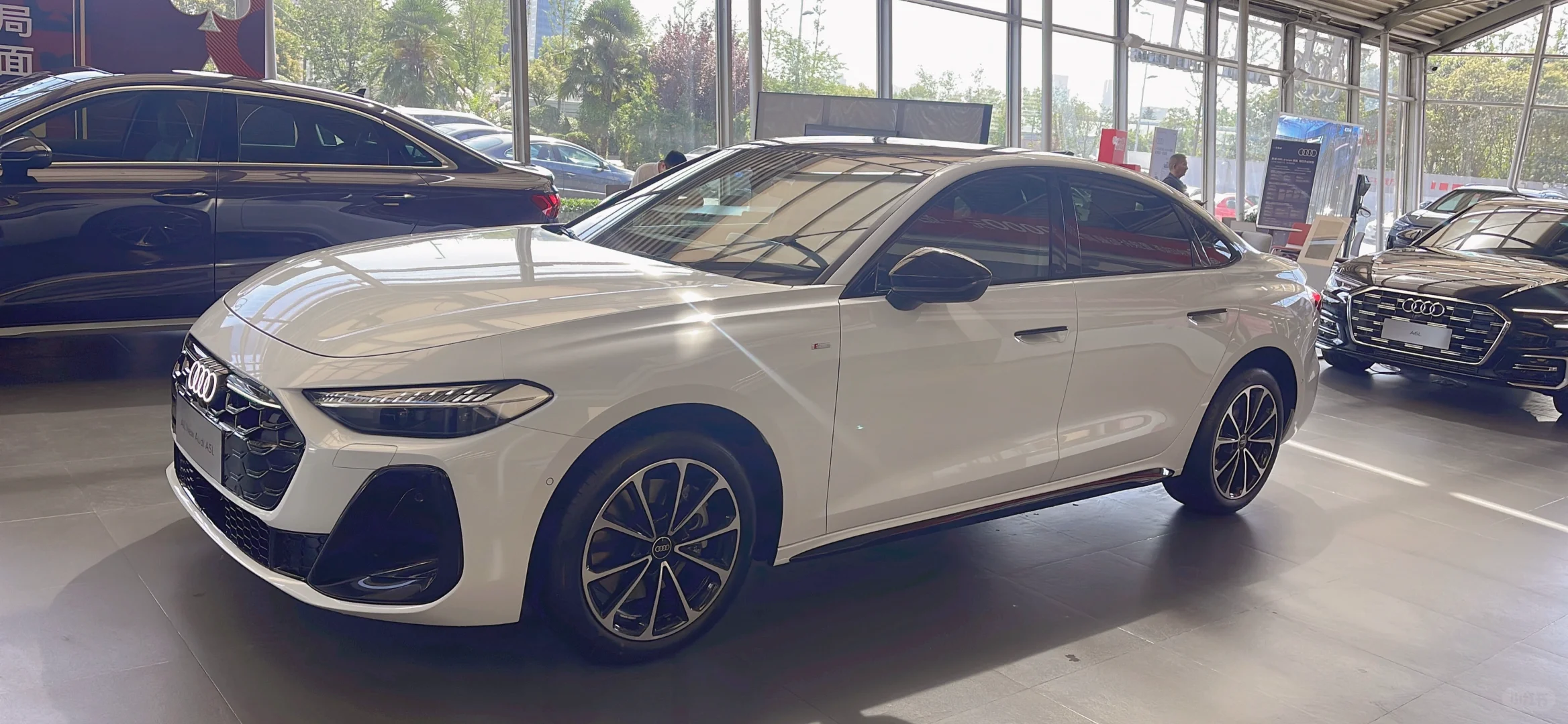 年轻人首选最美轿车，没有之一