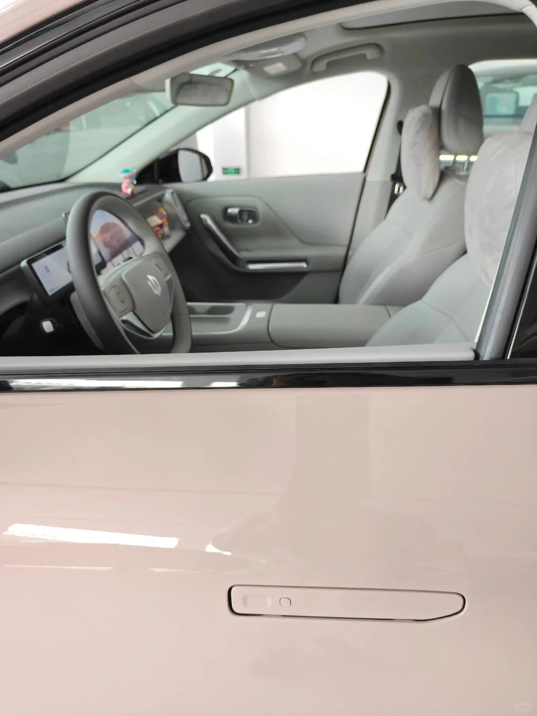 10万级新能源轿车怎么选？