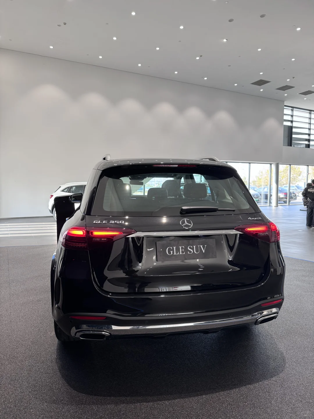 奔驰GLE SUV｜奔驰SUV的王者，越野天花板