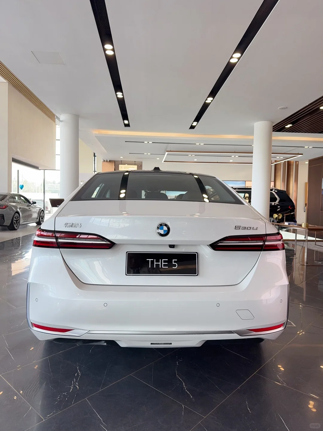 开起来很舒服的车，白月光宝马5系