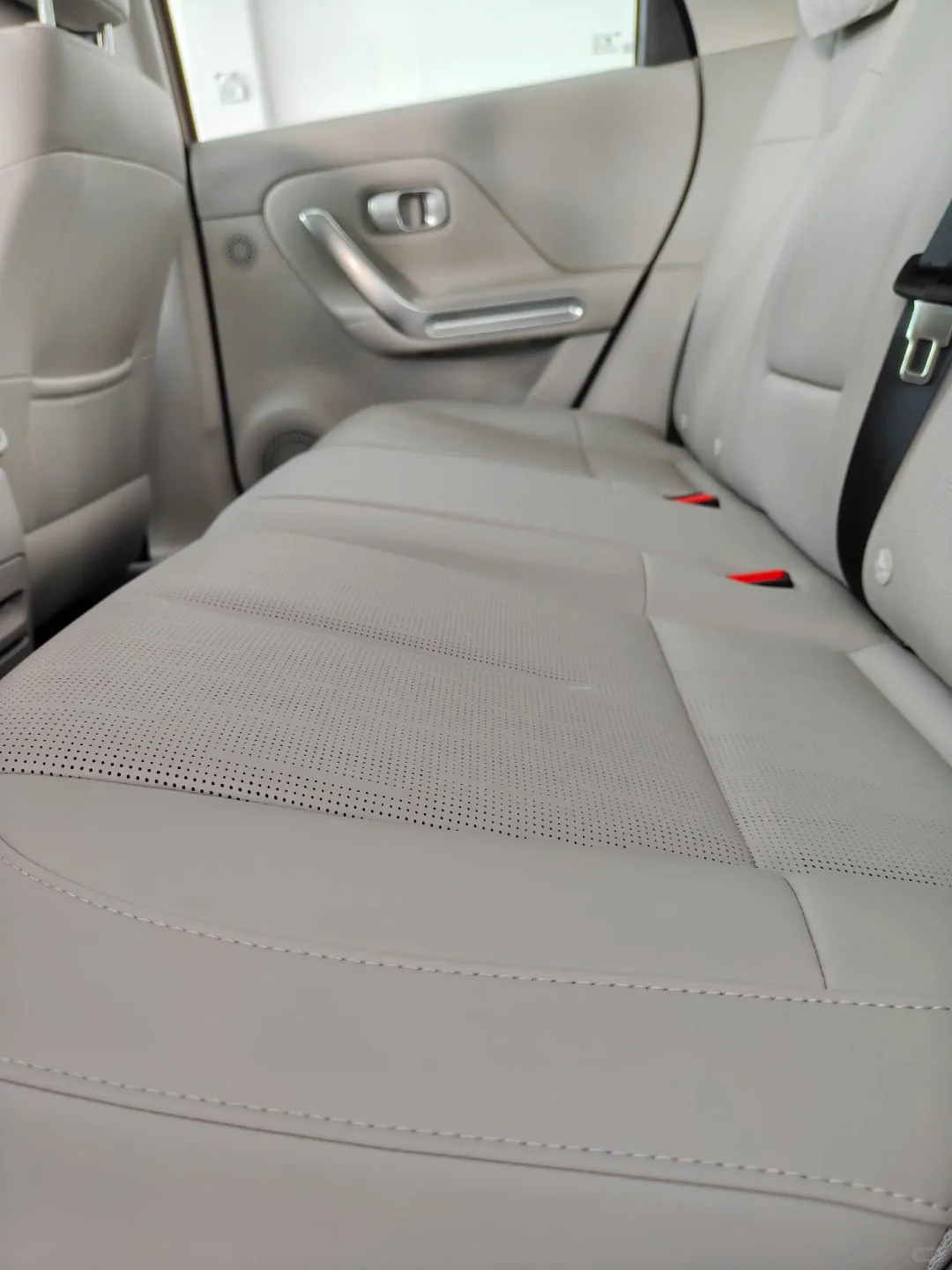 10万级新能源轿车怎么选？