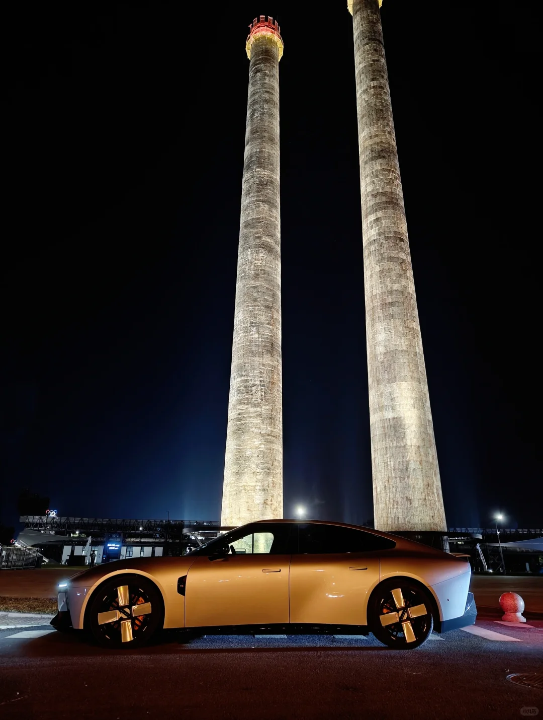 不会真有人觉得小鹏没小米帅吧