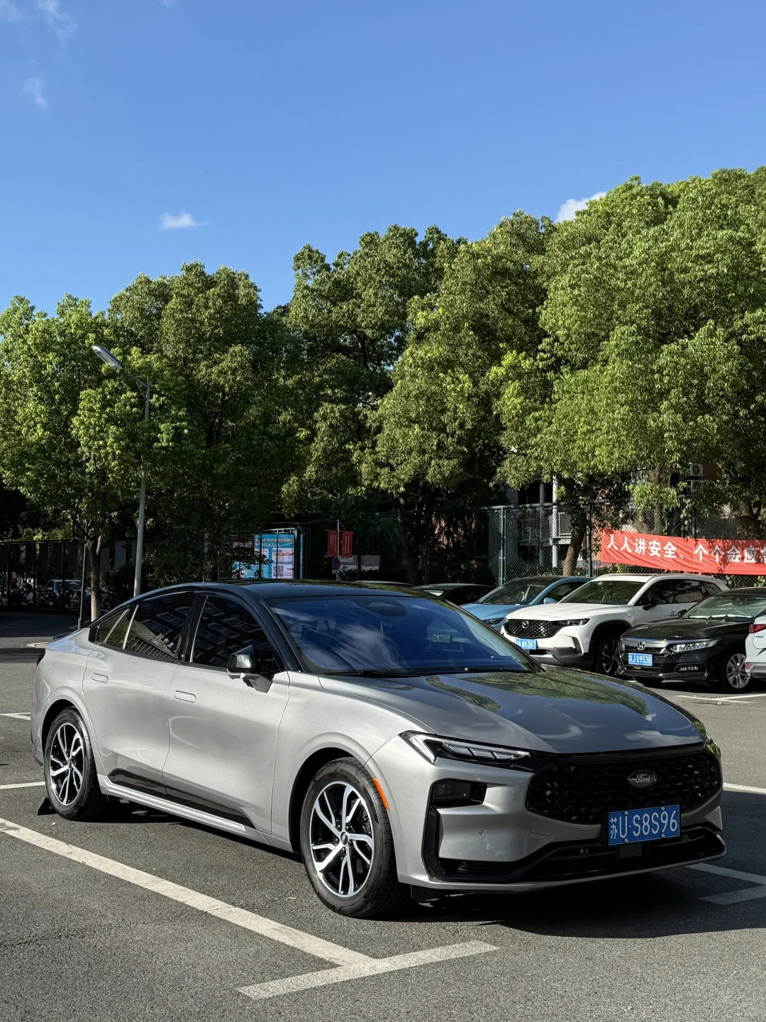 我那不值钱的小破美系🦈