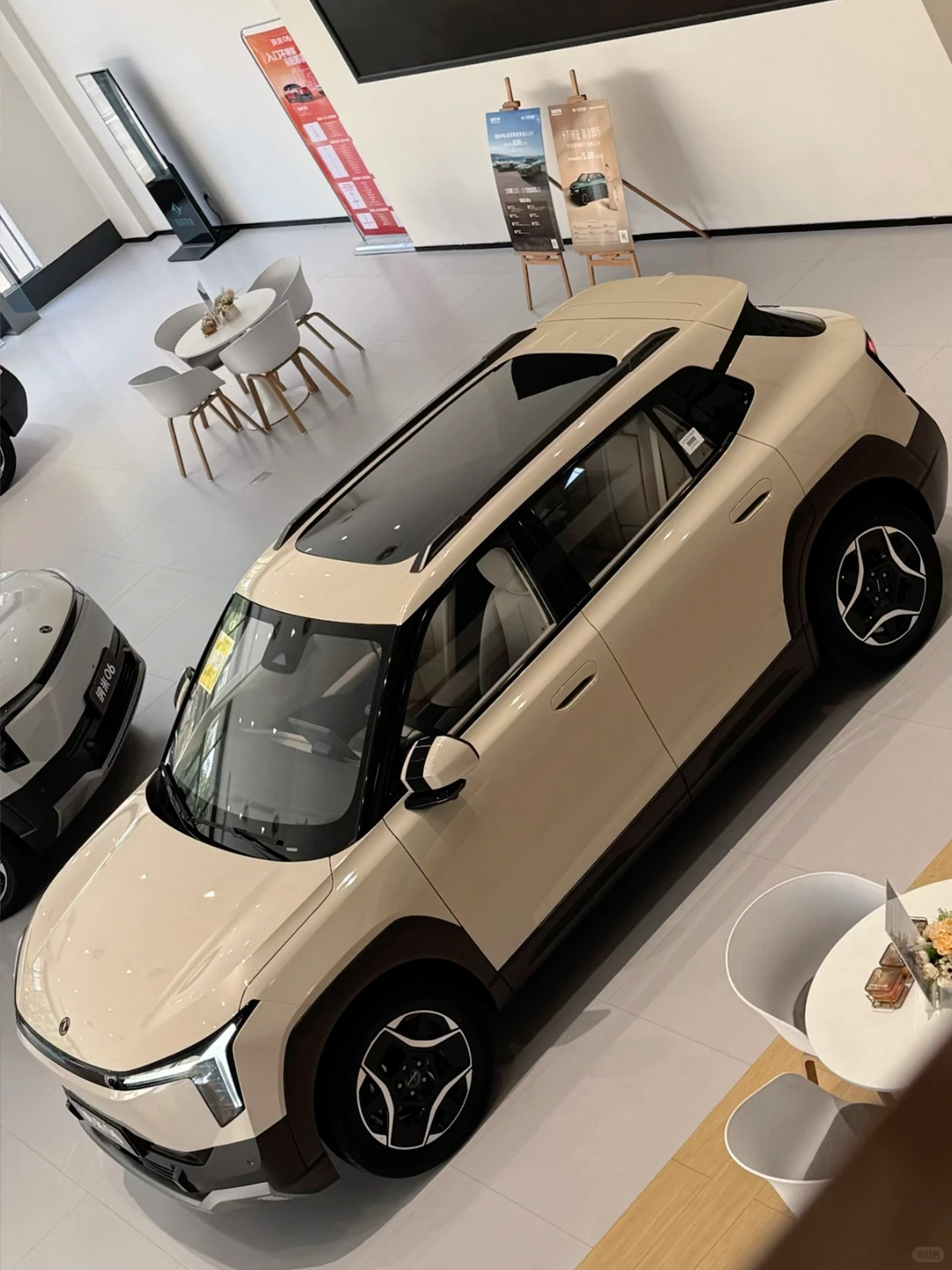 👋付888元拿下奶油风SUV啦🚗开心～