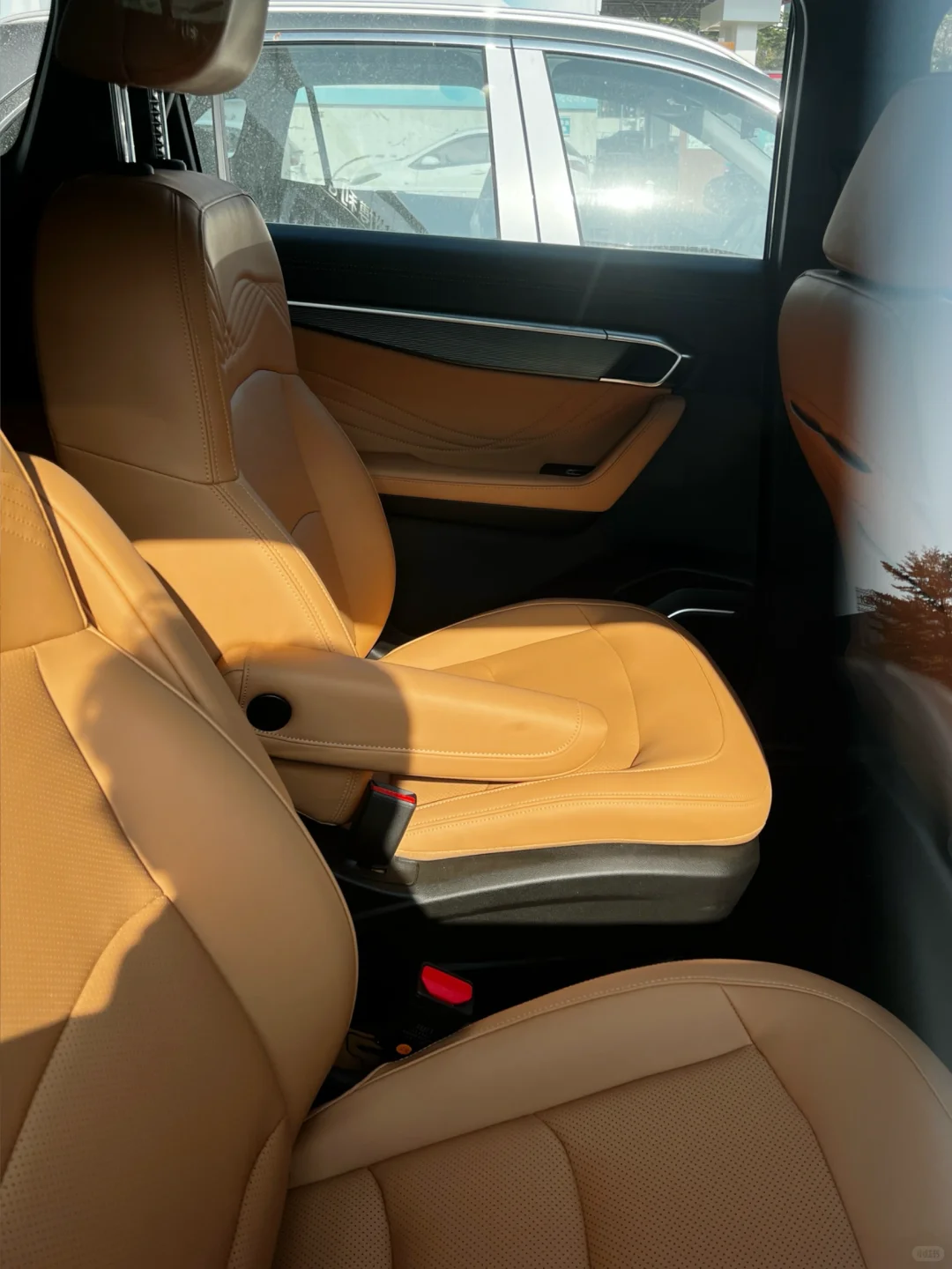 大SUV太酷了！开7座豪越L全家出游太爽了🚗