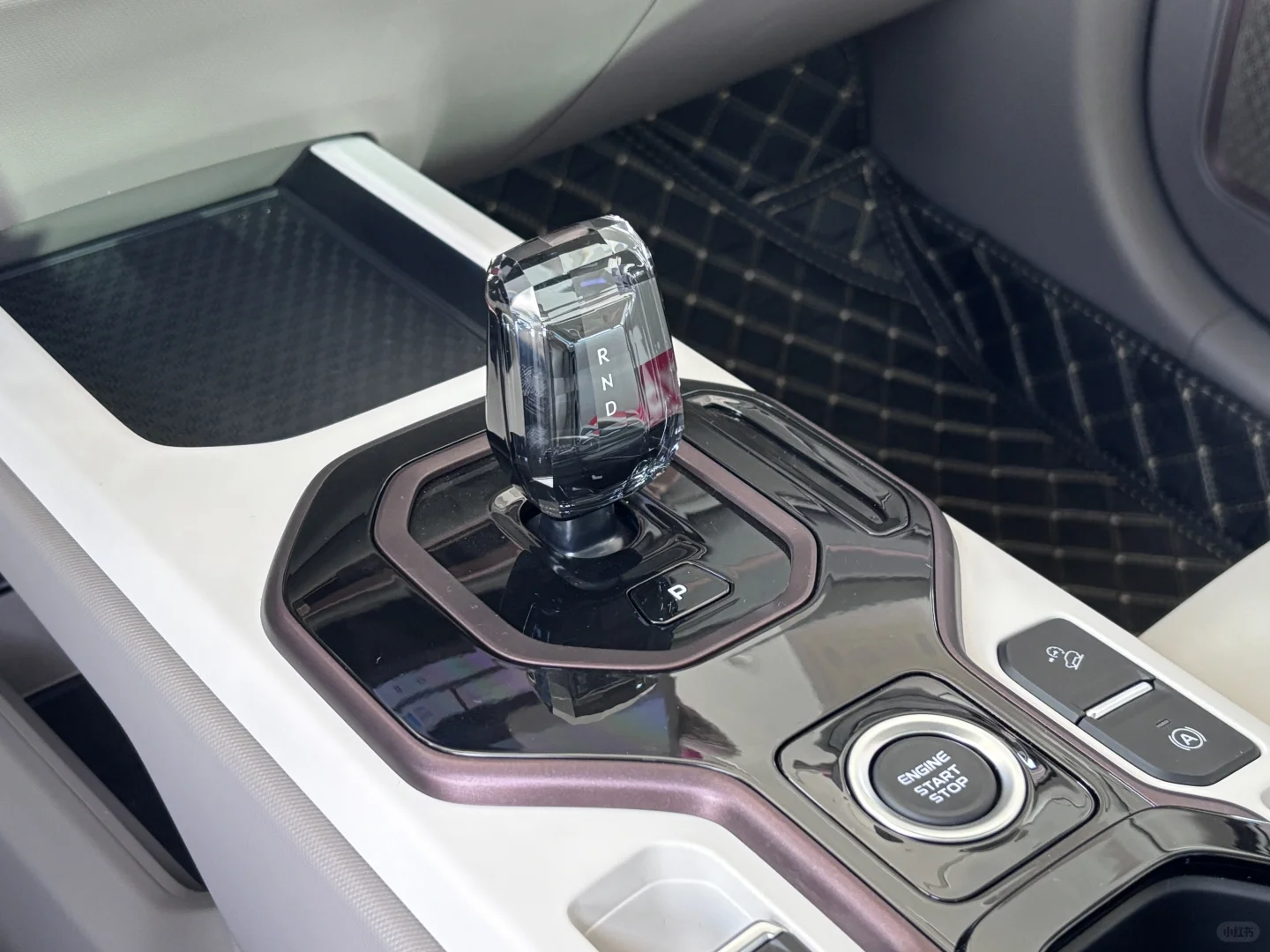 颜值与实力并存七万级智美SUV！