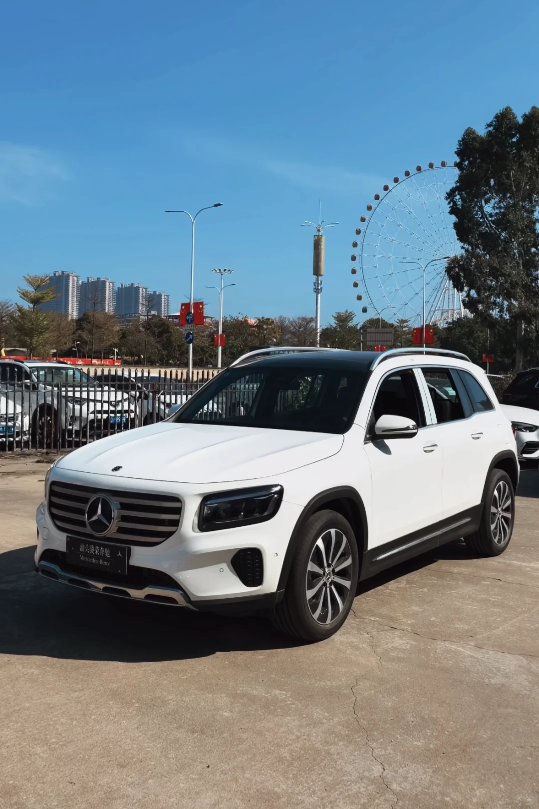 20多万买七座豪华SUV，到底值不值？