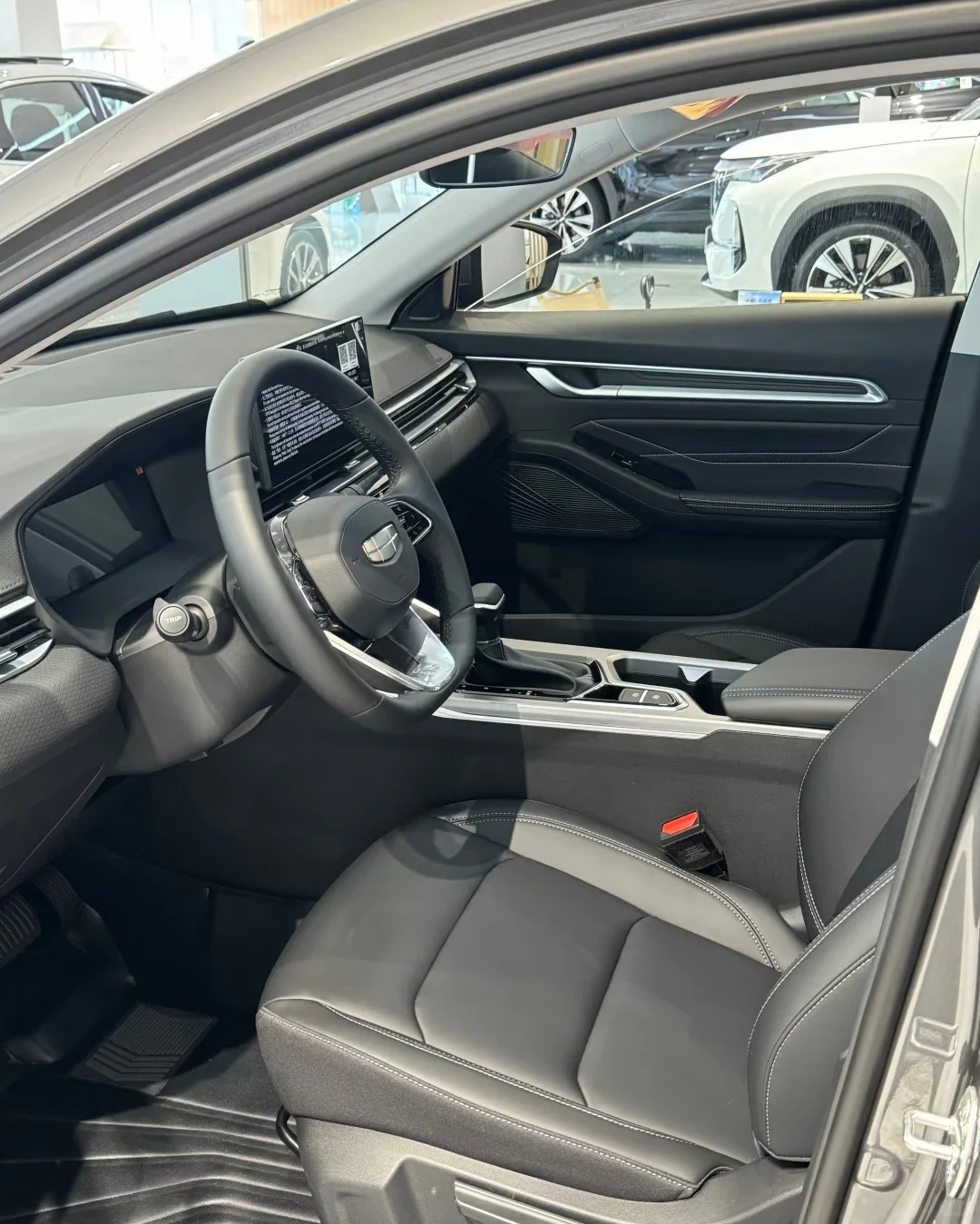 2万多闭眼入 吉利第四代帝豪