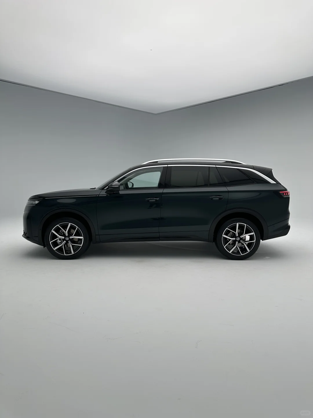 预算20多W买大个SUV的，还会考虑揽巡吗？