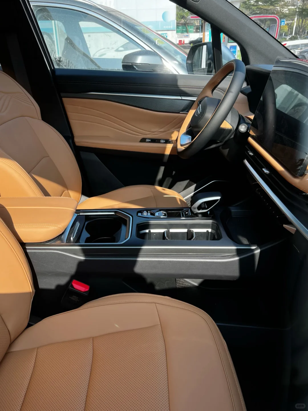 大SUV太酷了！开7座豪越L全家出游太爽了🚗