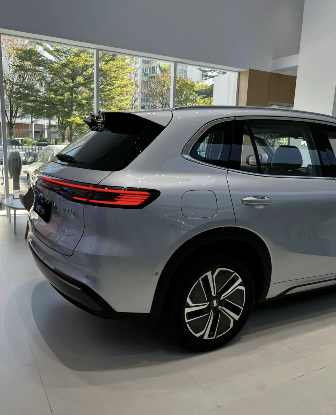 家用SUV选它准没错！26款星舰7