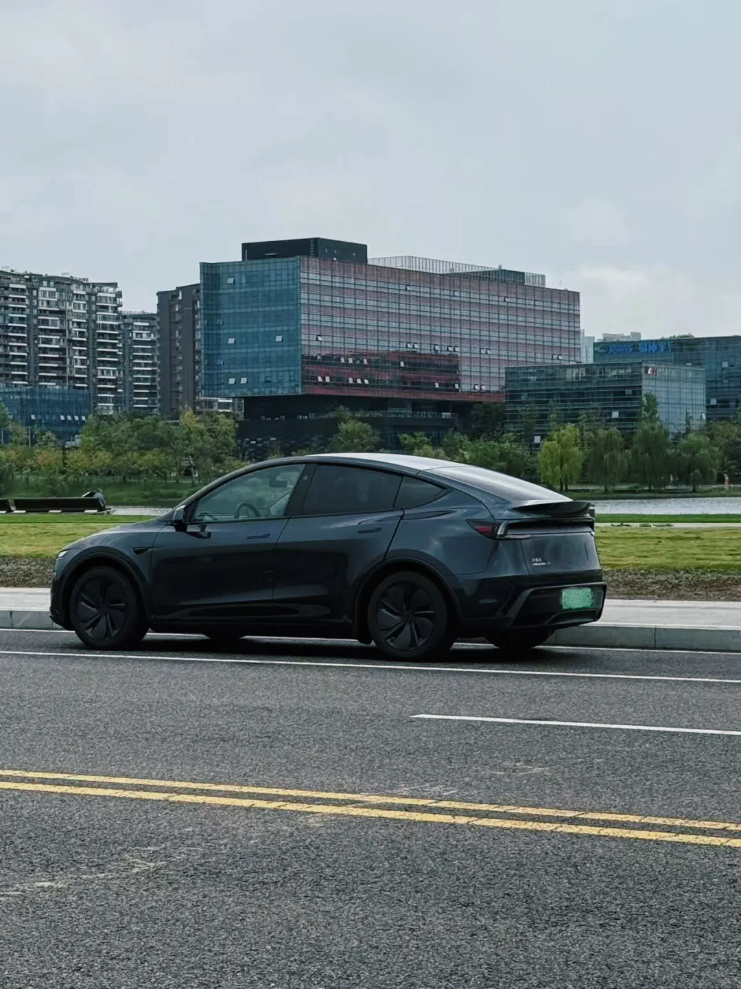 25W价位纯电SUV，Model Y真的没对手！