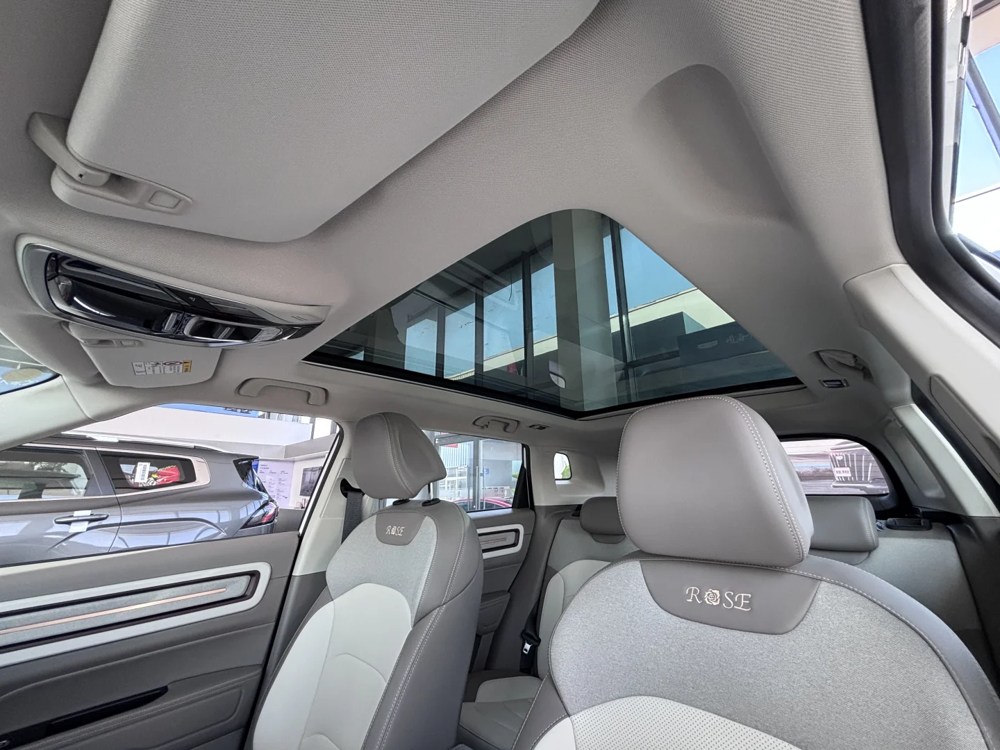 颜值与实力并存七万级智美SUV！