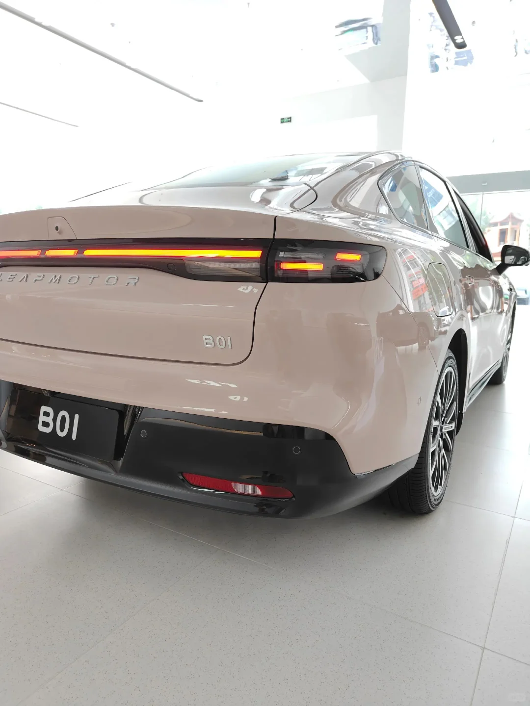 10万级新能源轿车怎么选？