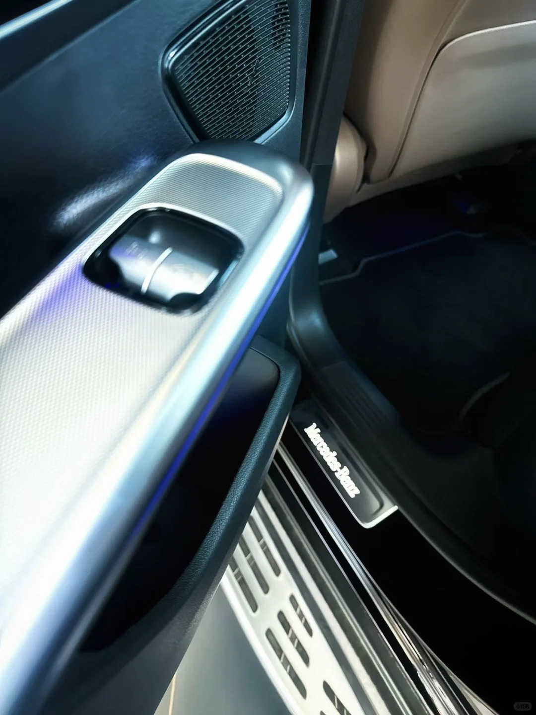 EQE纯电SUV 唤醒心中那片未被惊扰的风景