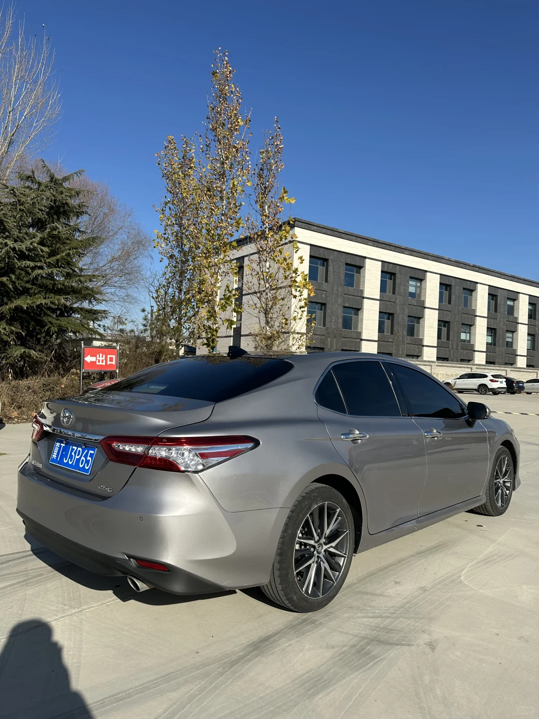 22年丰田凯美瑞自动2.5G