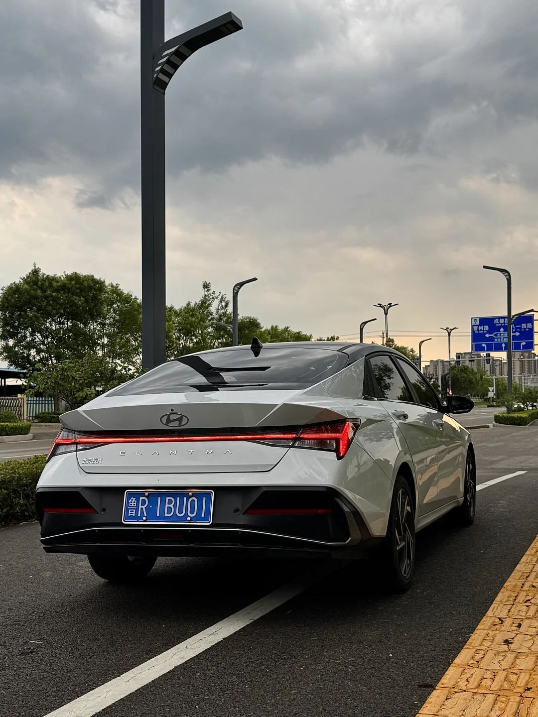 伊兰特这车的颜值真的很绝！