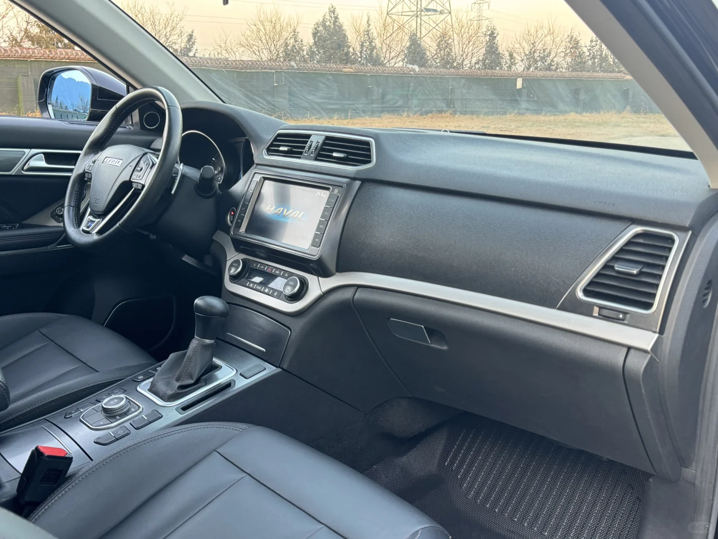 黑色SUV，18年哈弗H6酷派，北京个人一手车