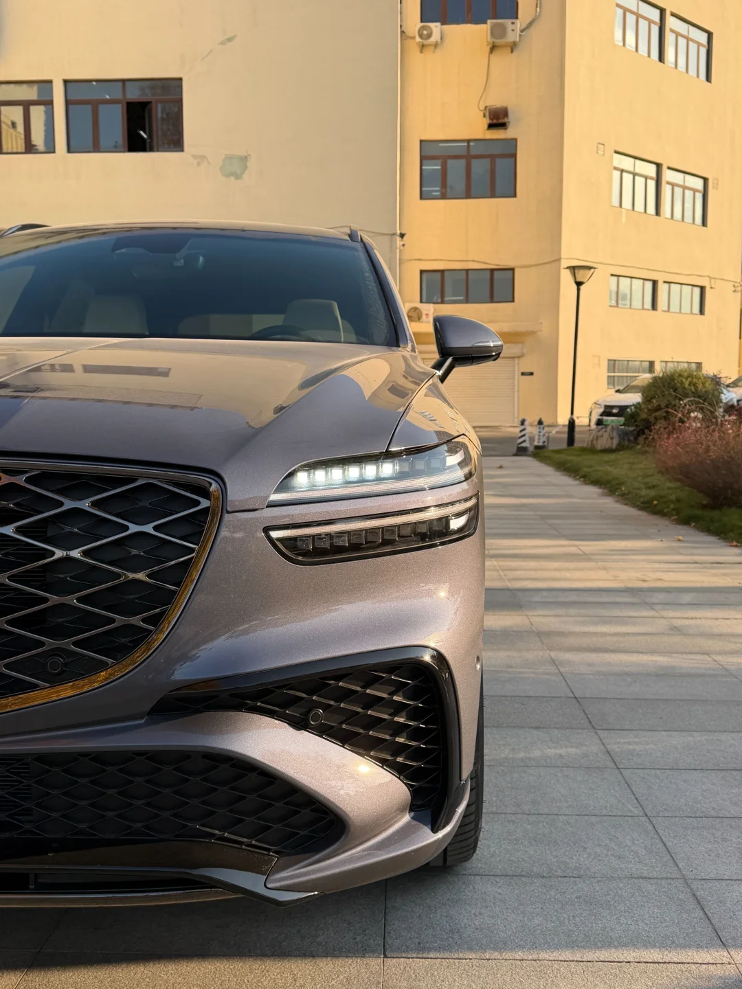 捷尼赛思GV70、豪华SUV