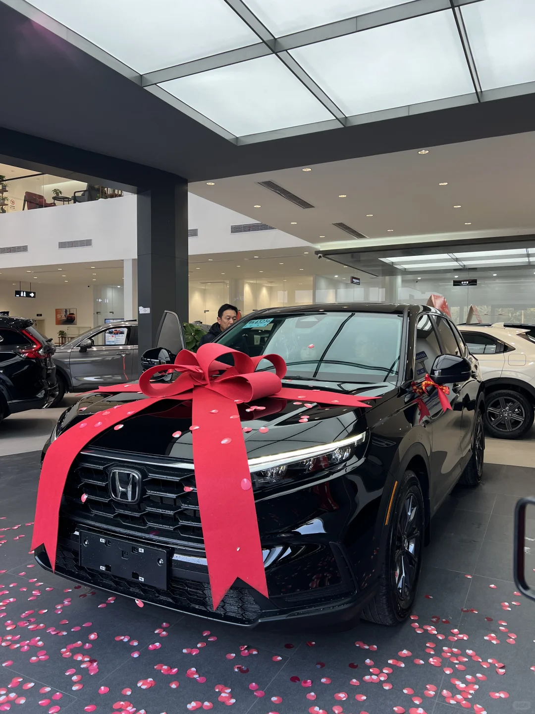 人生第一台SUV盲选成功本田CR-V， 全职搭子