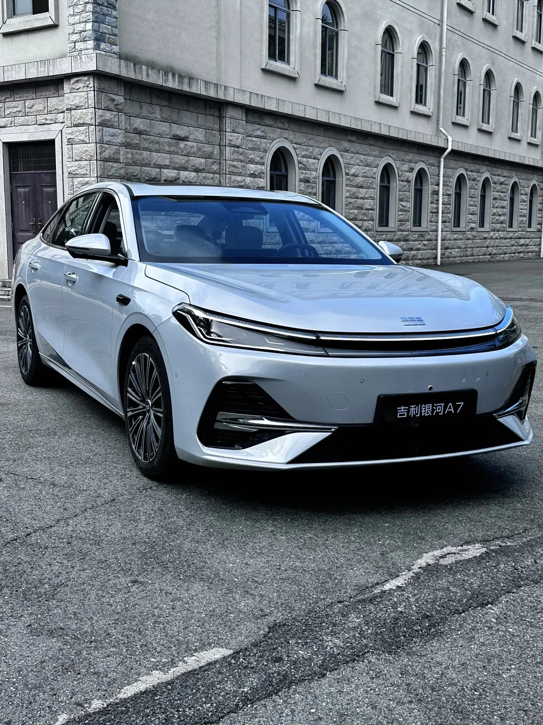 吉利银河A7你真的帅到我了🫣怎么能这么尊