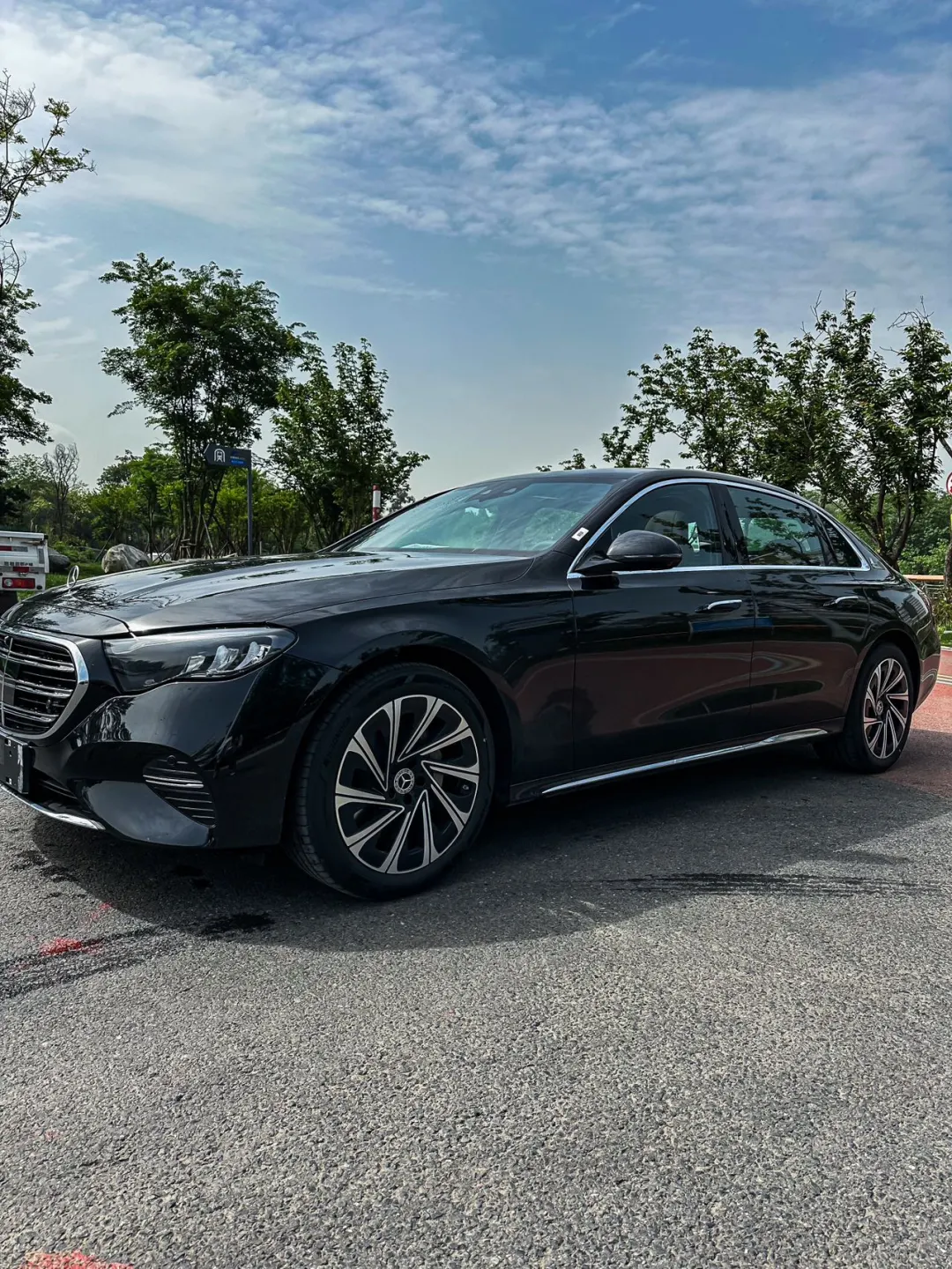 2024款梅赛德斯奔驰E300