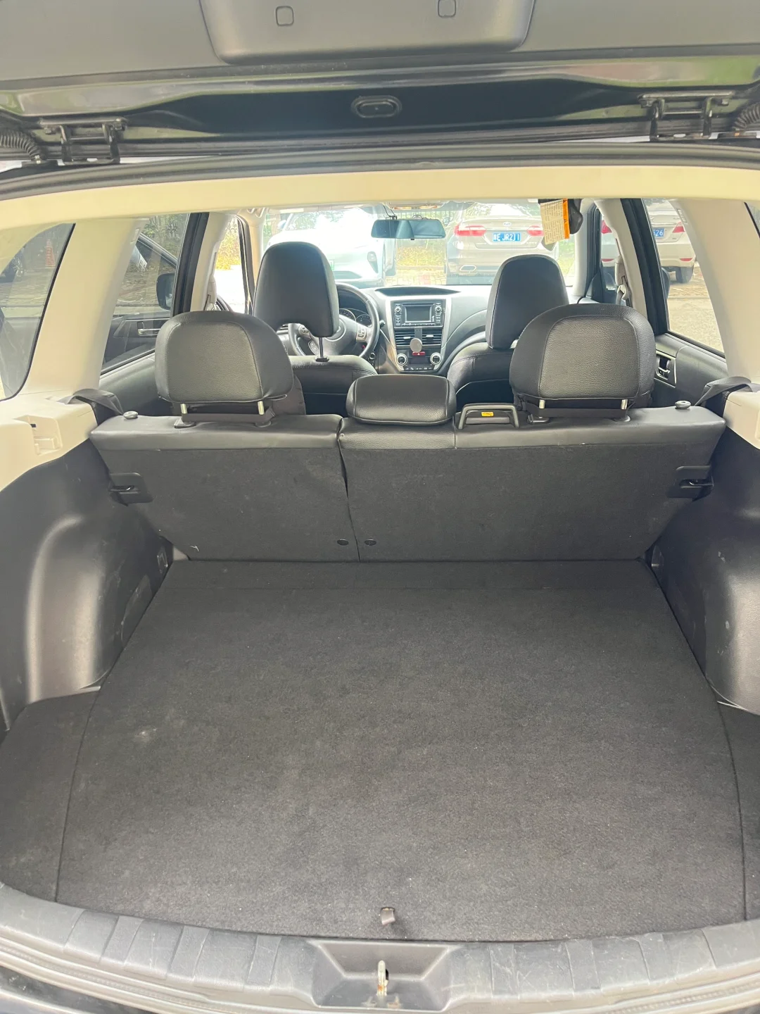 出 11年斯巴鲁森林人 2.5排量 四驱 1.79w