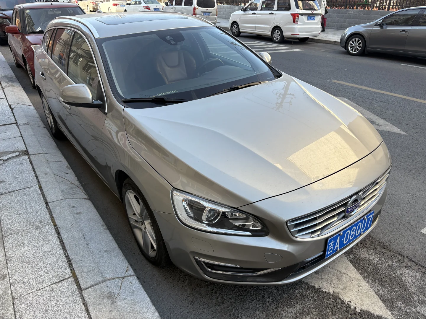 长春卖一个沃尔沃V60 T5 高功率的