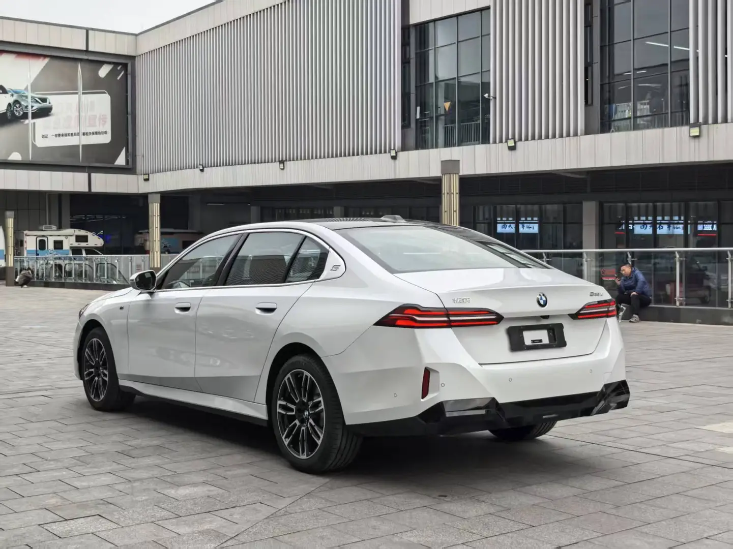 新款5系真的是宝马最大的设计败笔吗？