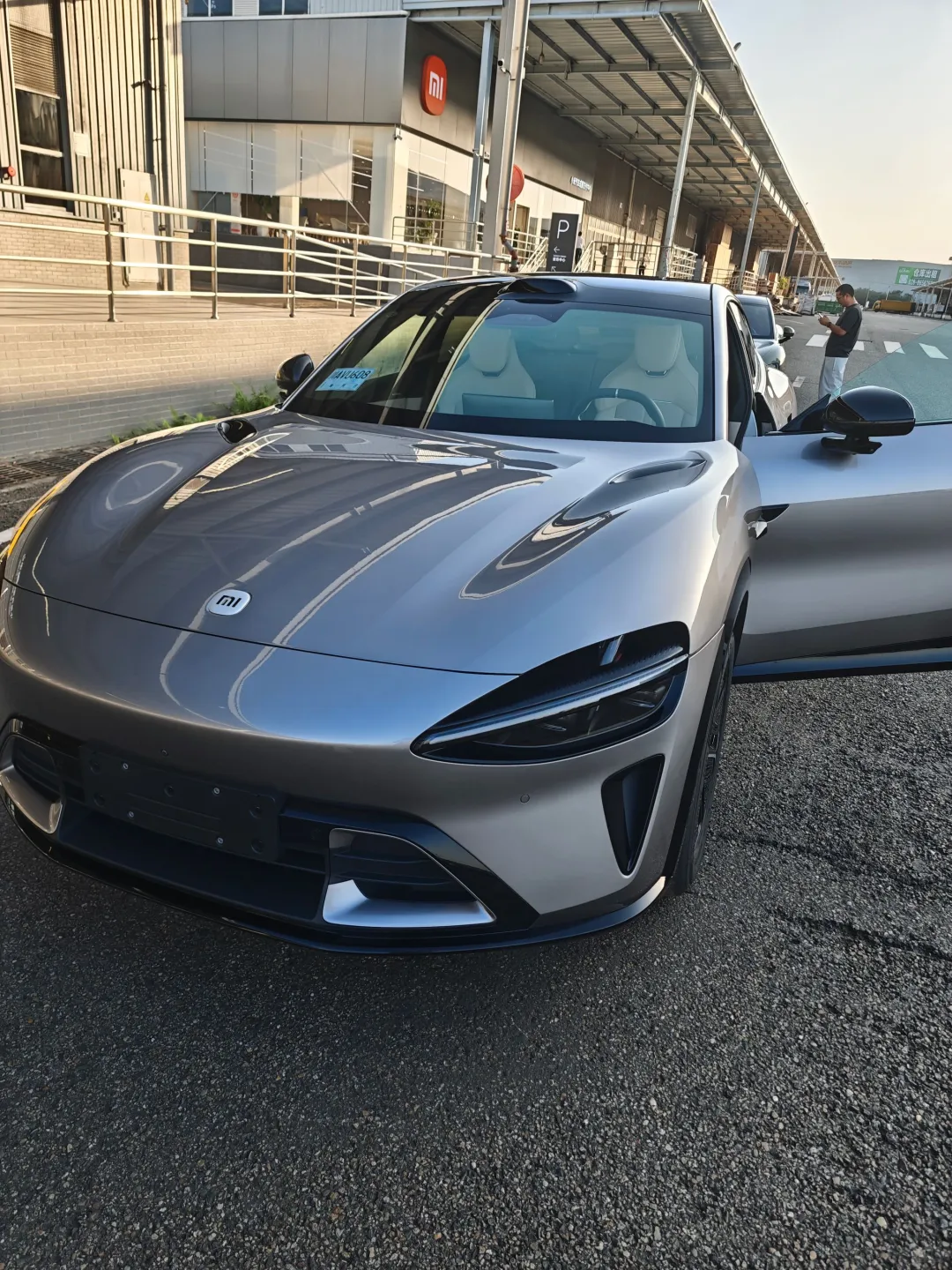 小米首款SUV YU7，成都出租！