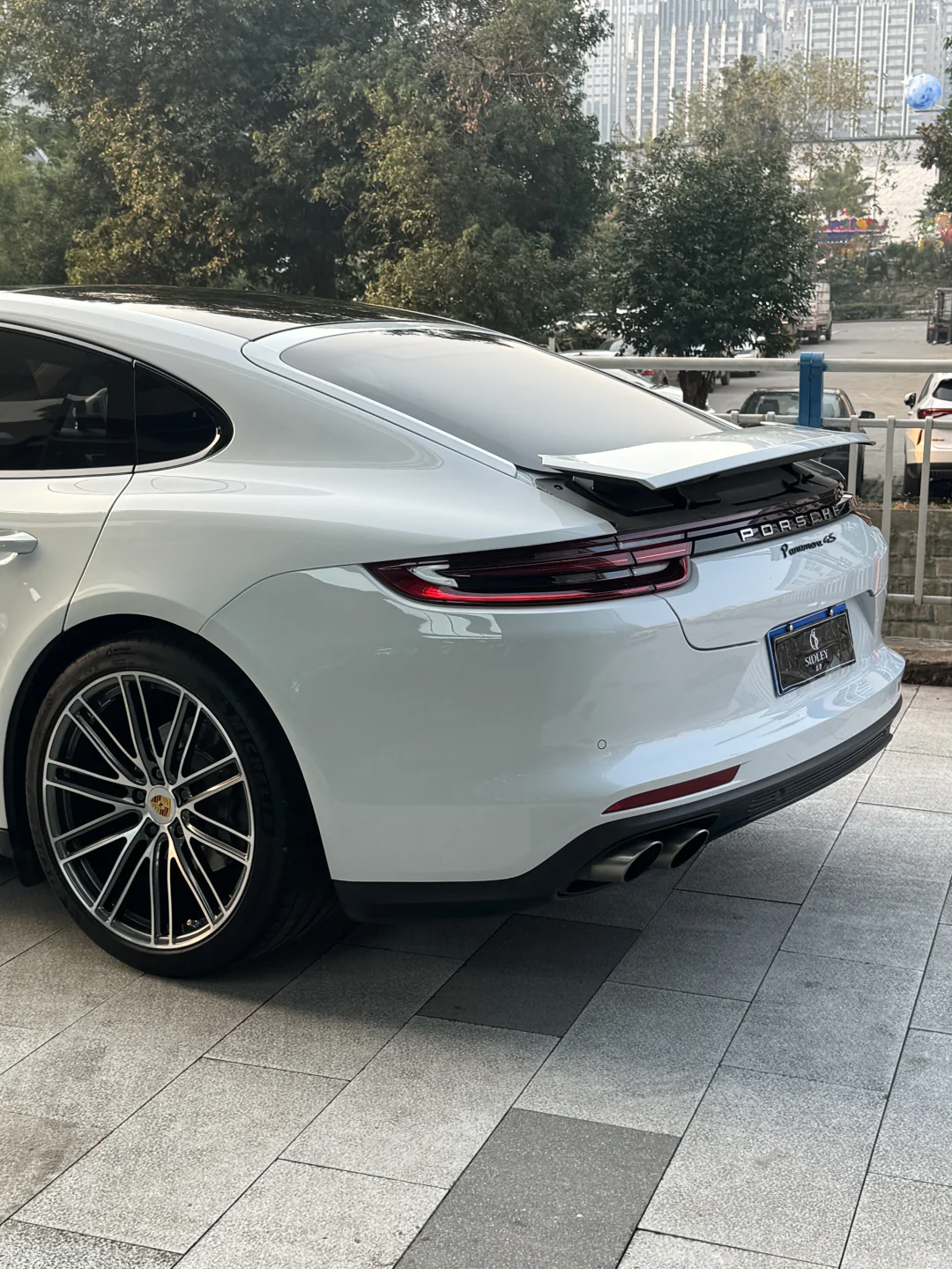 五十多万-买大满配帕拉梅拉4S！新车落地200+