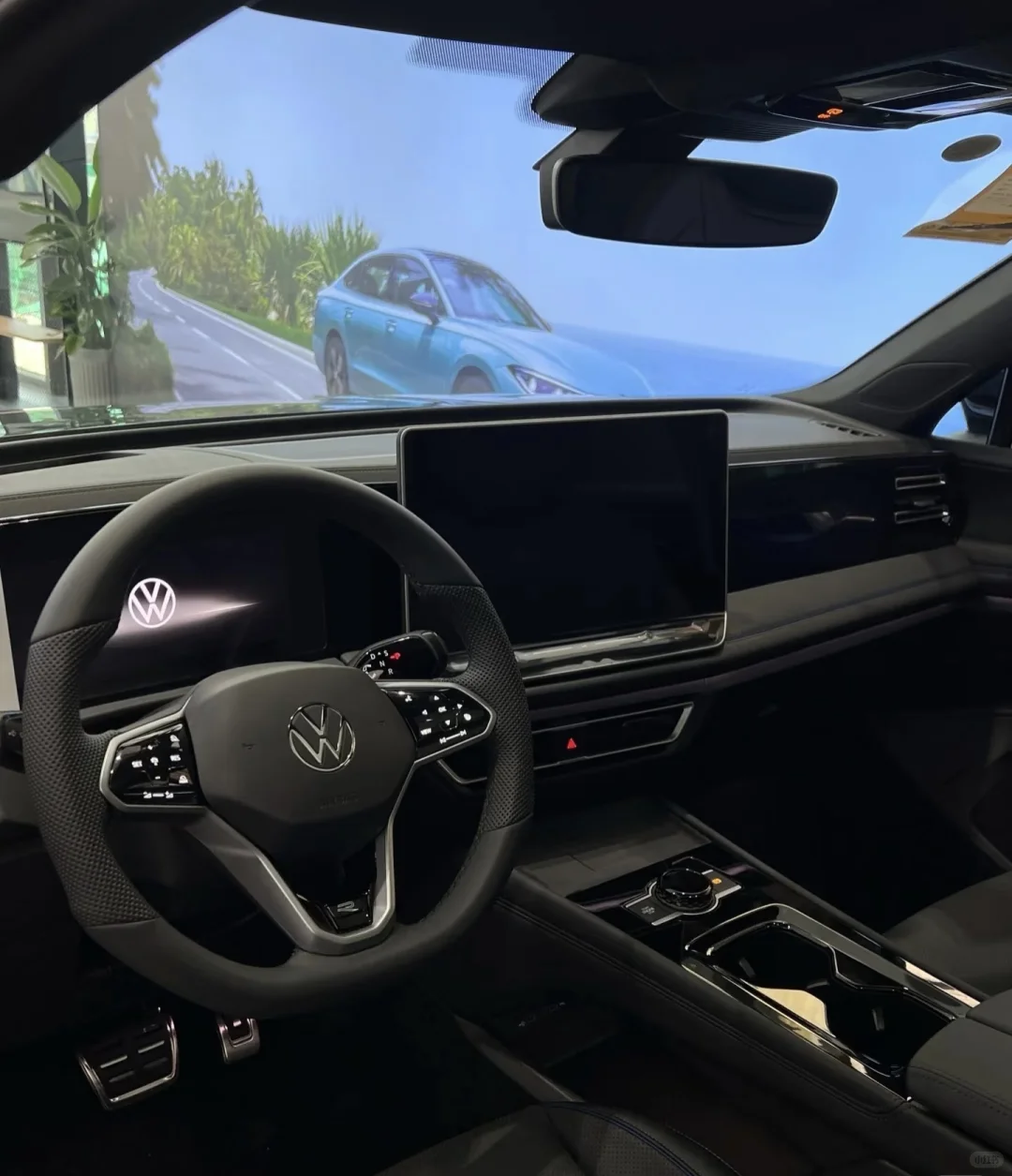 女生开中型SUV也轻松！途观L Pro好开又出片