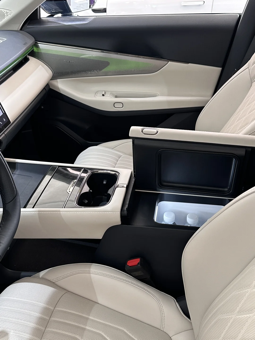 15万预算买SUV？领克08这波福利太狠了！