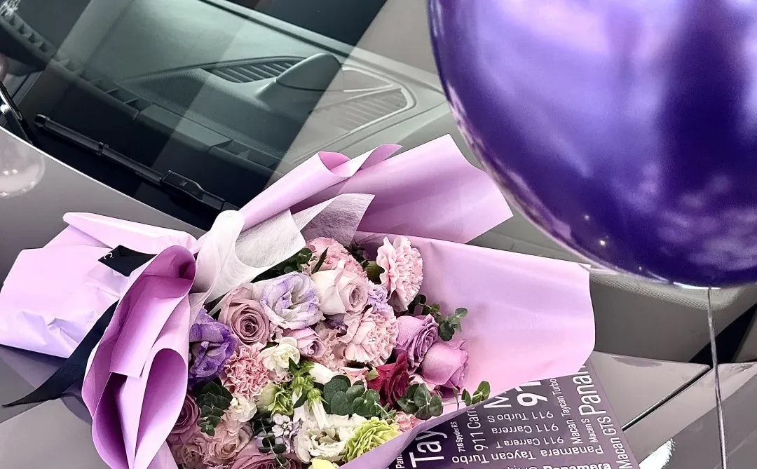 💜世界上居然有普罗旺斯紫的Panamera❗️