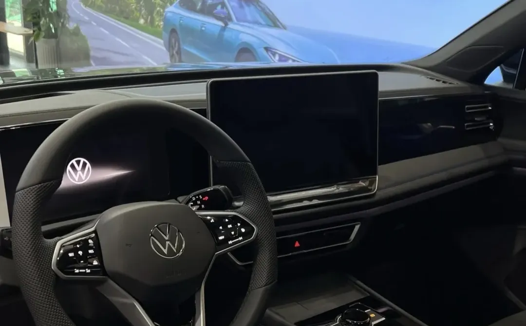 女生开中型SUV也轻松！途观L Pro好开又出片