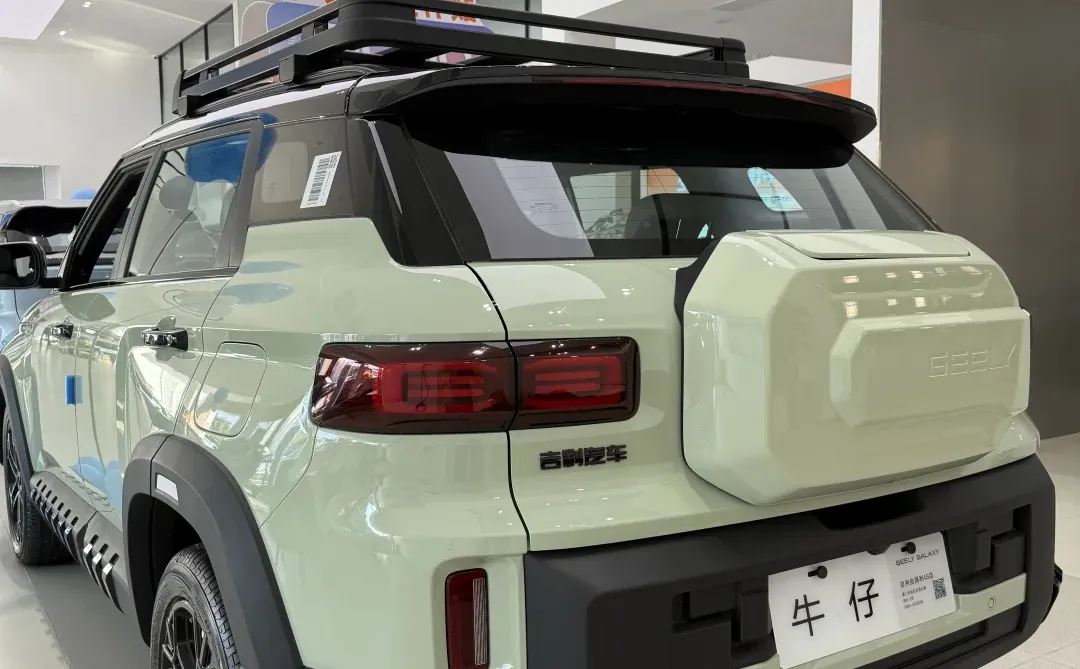 年轻人第一台越野SUV！吉利牛仔8.99万起