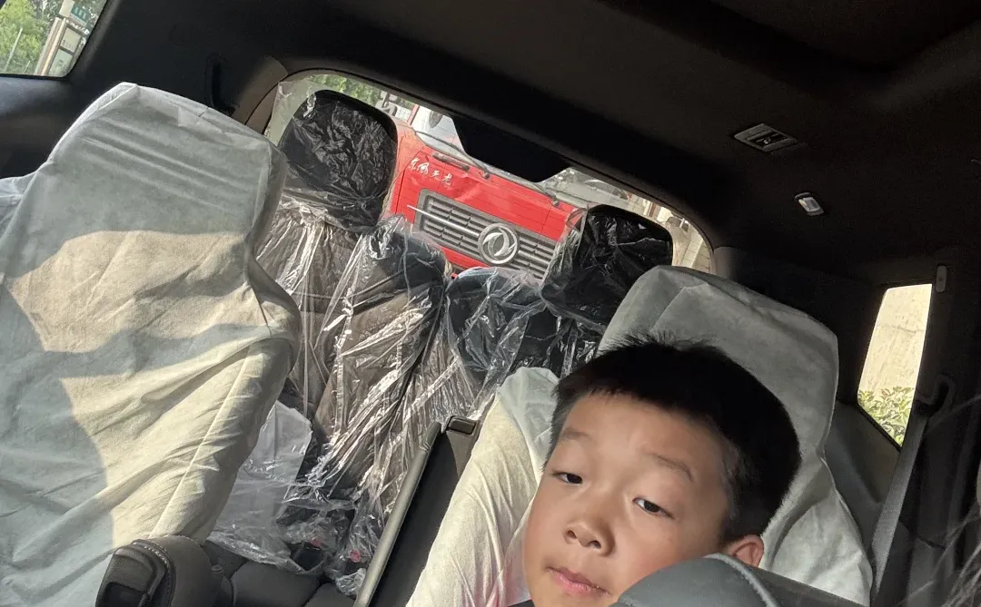 路见不平，蜂鸟摆平