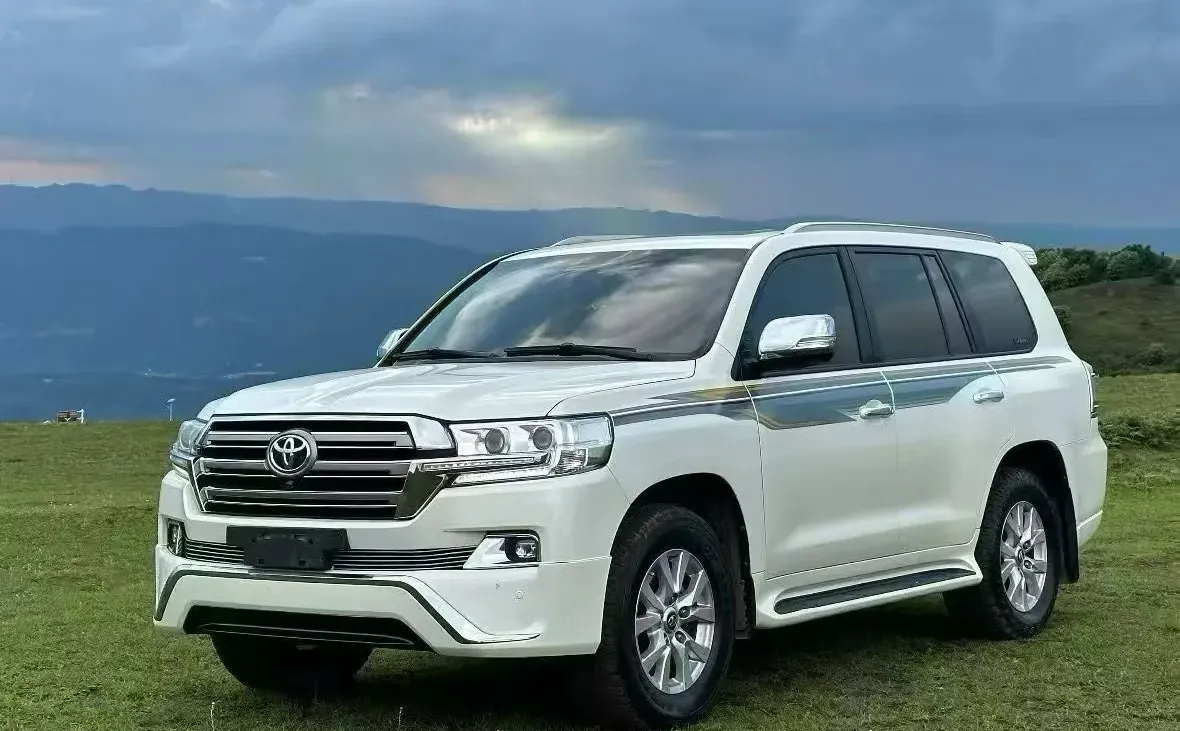 一个全是霸道酷路泽的评论区