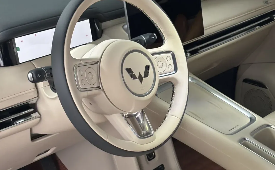 🚙高颜值纯电小车天花板我真的爱啦