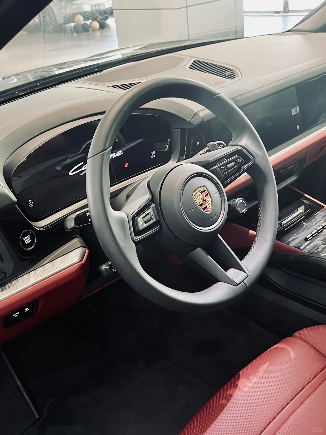 百万级SUV销量王者，全款80万不到提卡宴逐梦