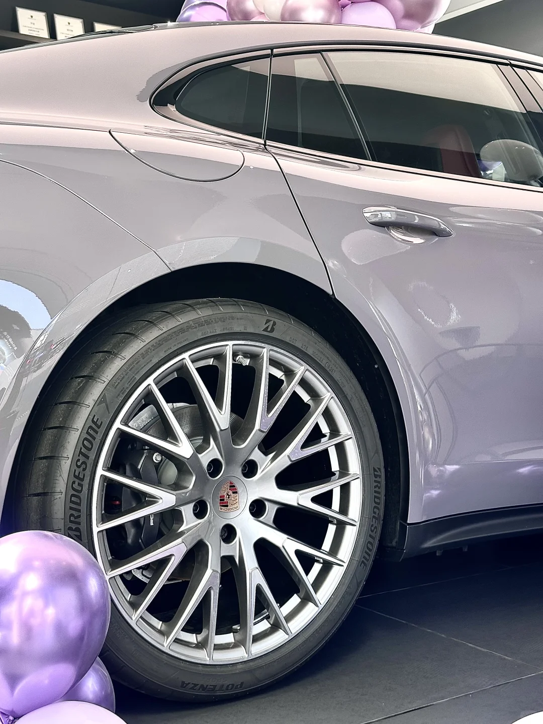 💜世界上居然有普罗旺斯紫的Panamera❗️