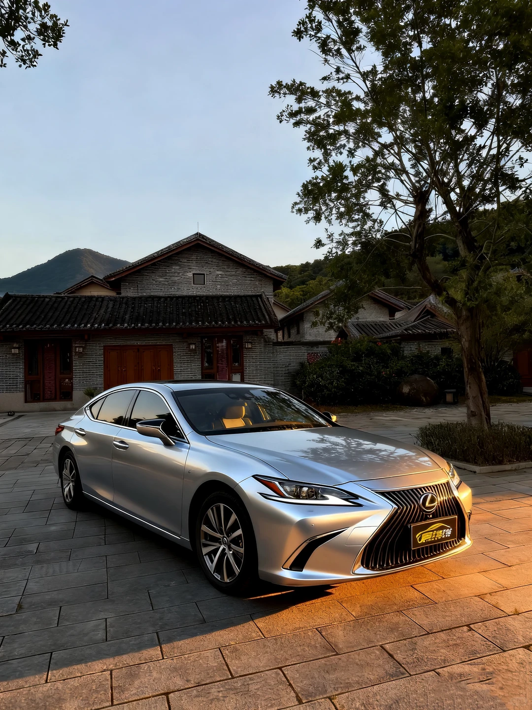 个人出自用2021年雷克萨斯ES20