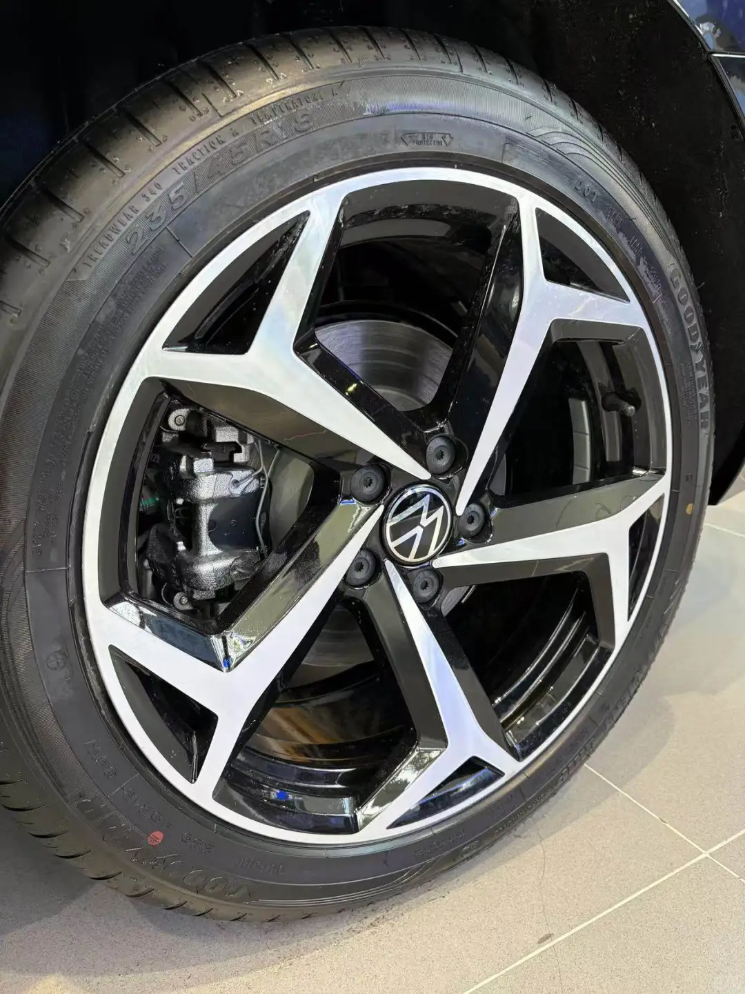 😍商务轿车还得是迈腾B8