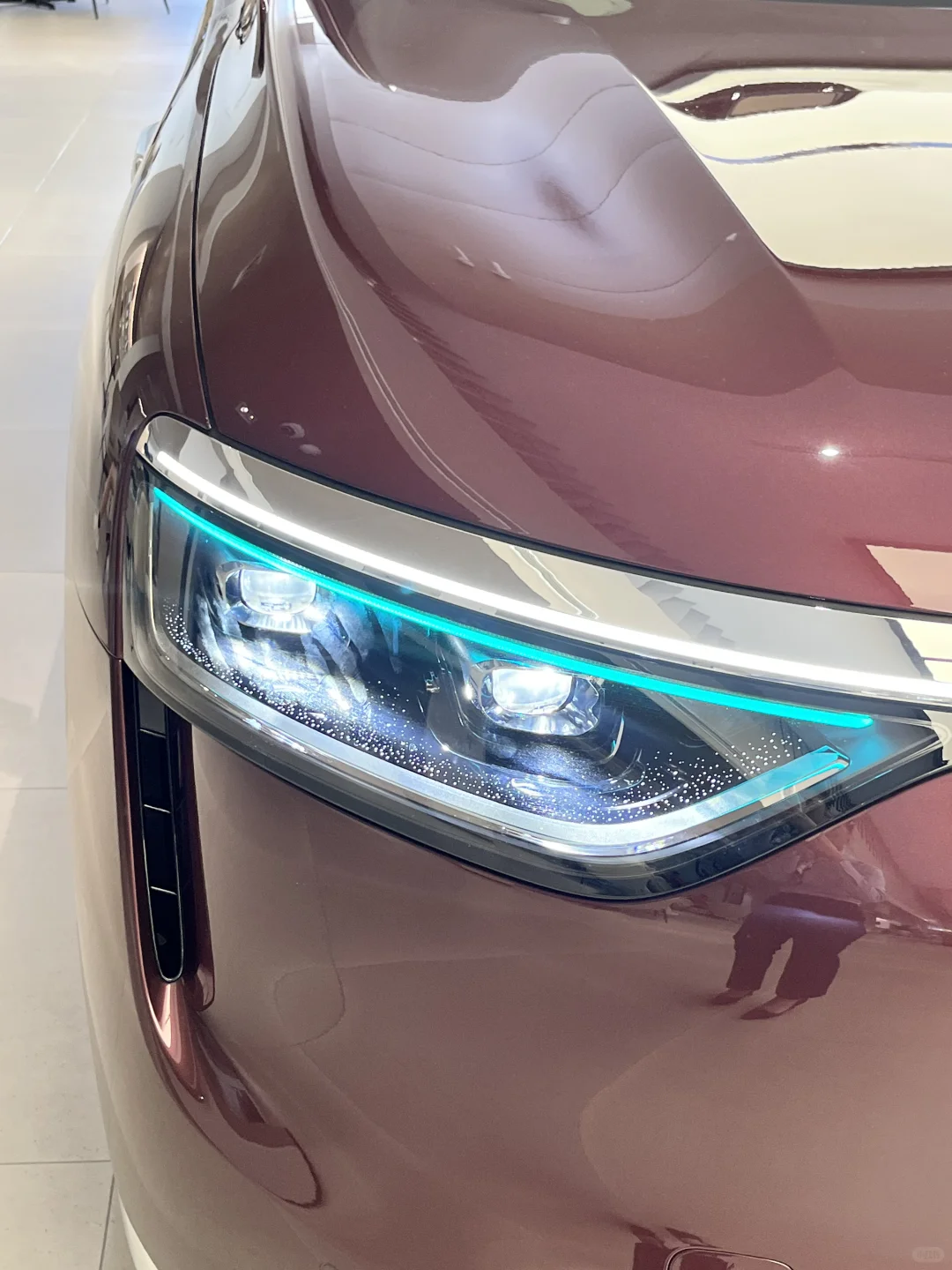 九月买车不纠结就选纯电M8