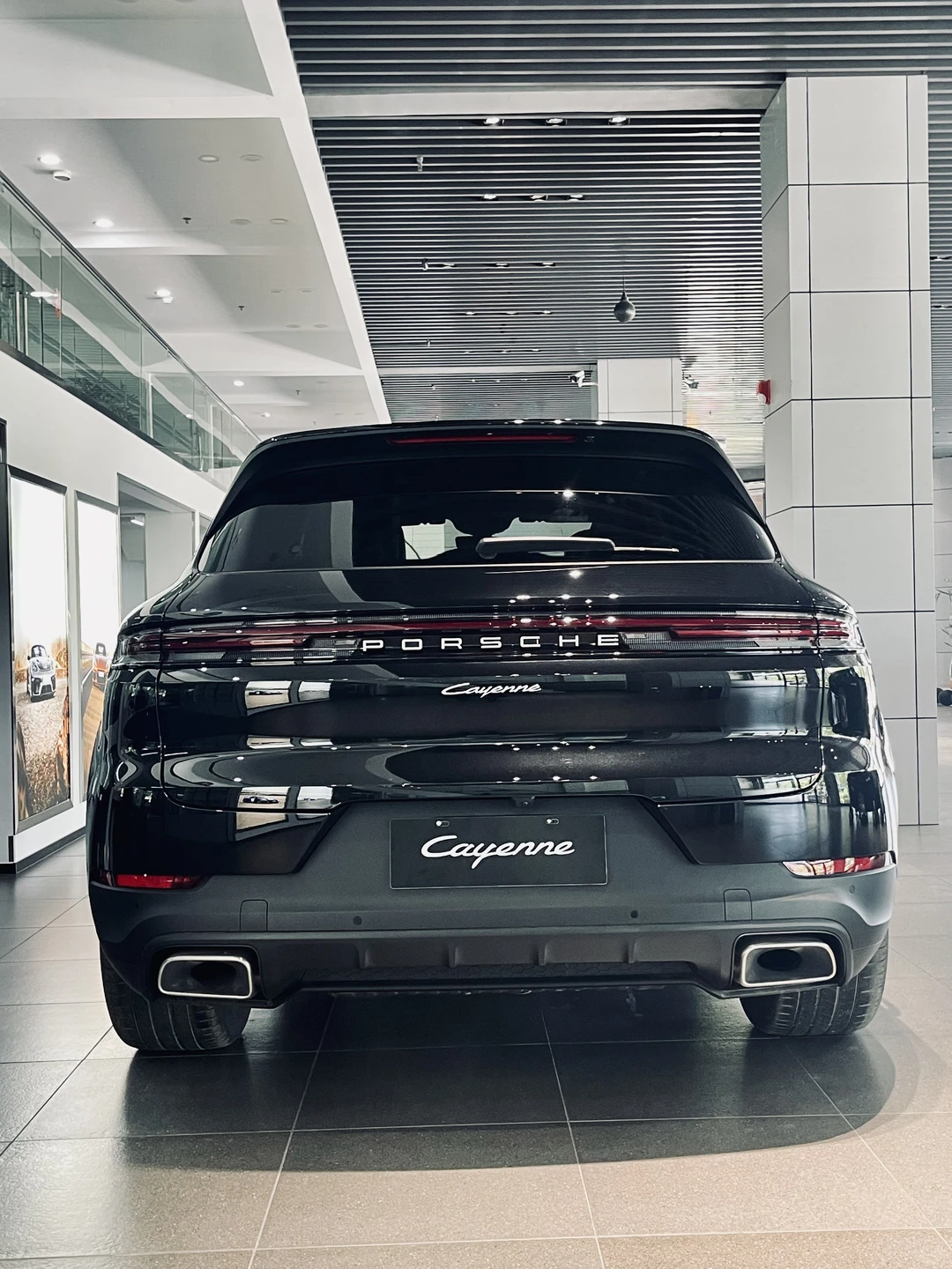 百万级SUV销量王者，全款80万不到提卡宴逐梦