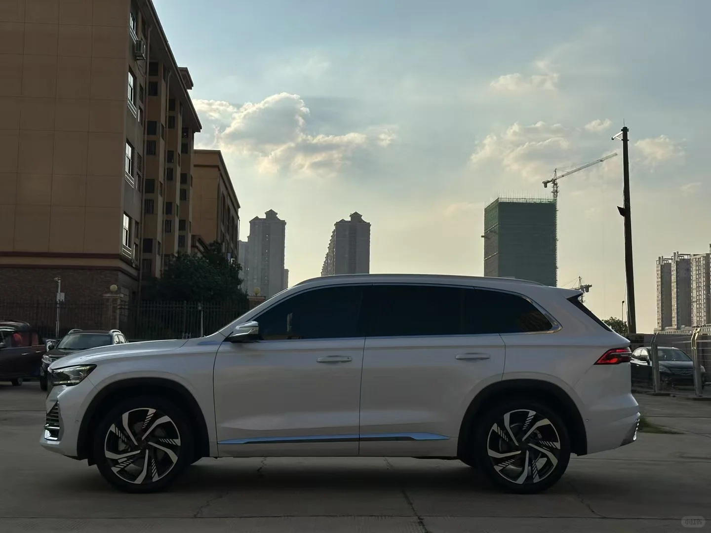 出一台个人星越L 22年智尊版 2.58💰开走