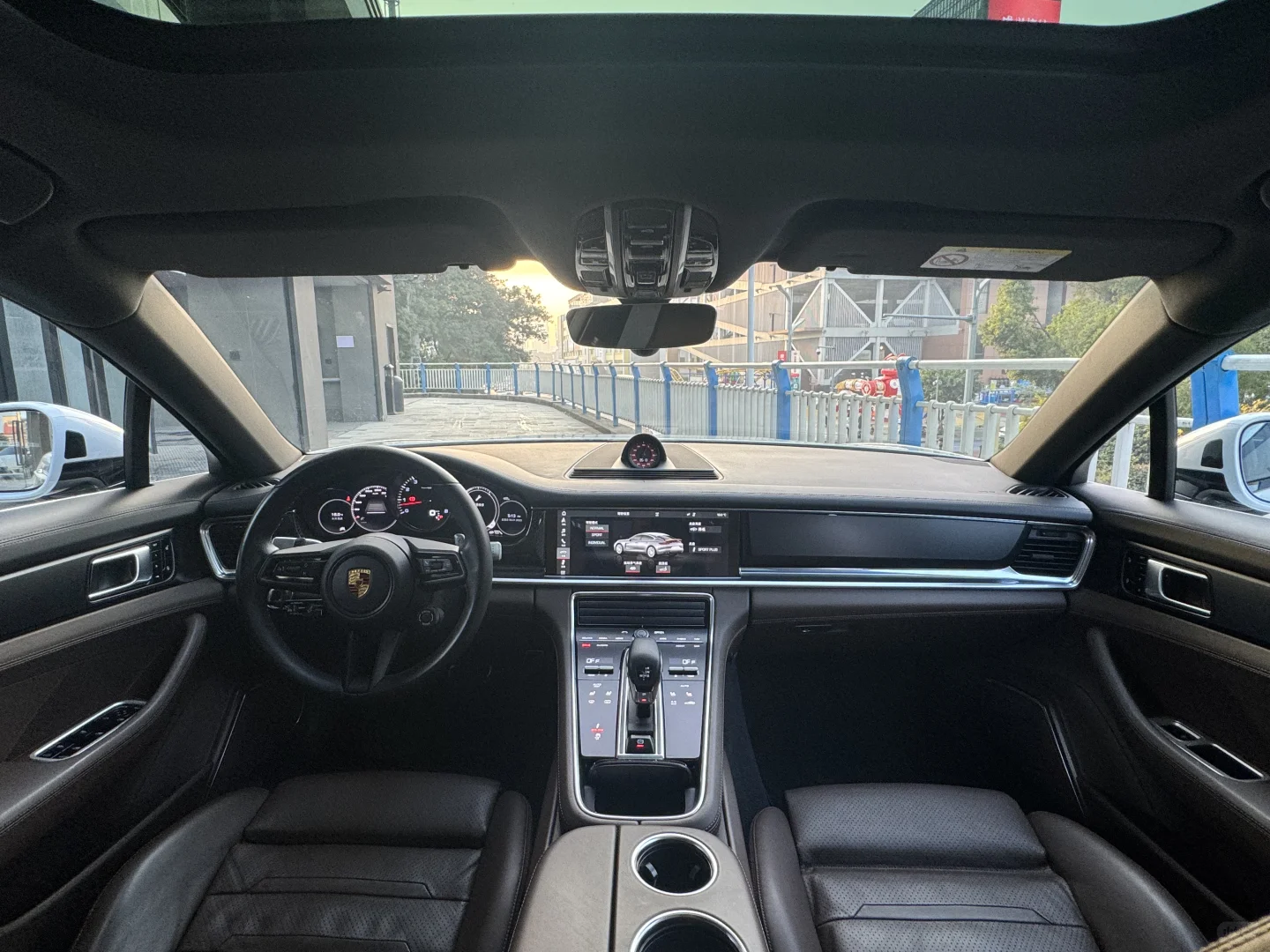 五十多万-买大满配帕拉梅拉4S！新车落地200+