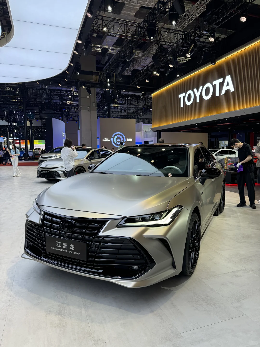 宝子们选亚洲龙还是选凯美瑞，在线等🚀