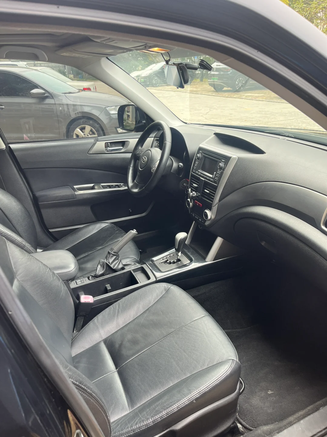 出 11年斯巴鲁森林人 2.5排量 四驱 1.79w